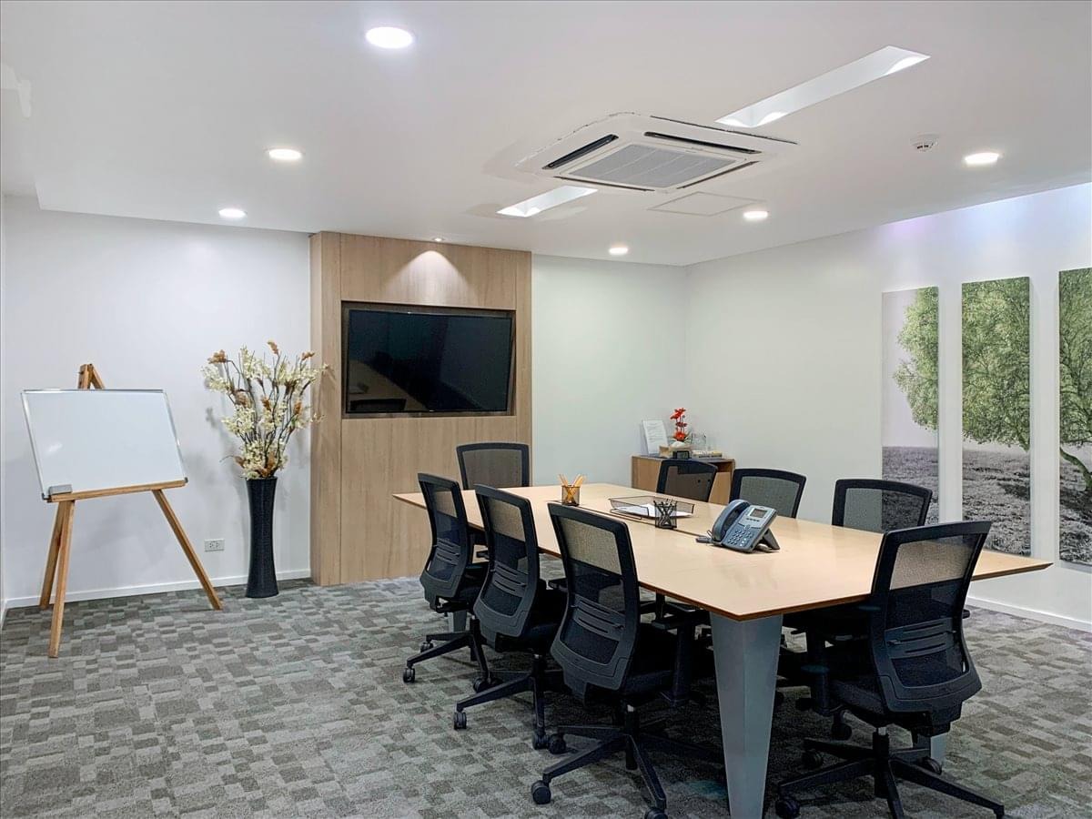 Regus — Topaz Tower Centre workspace view 2