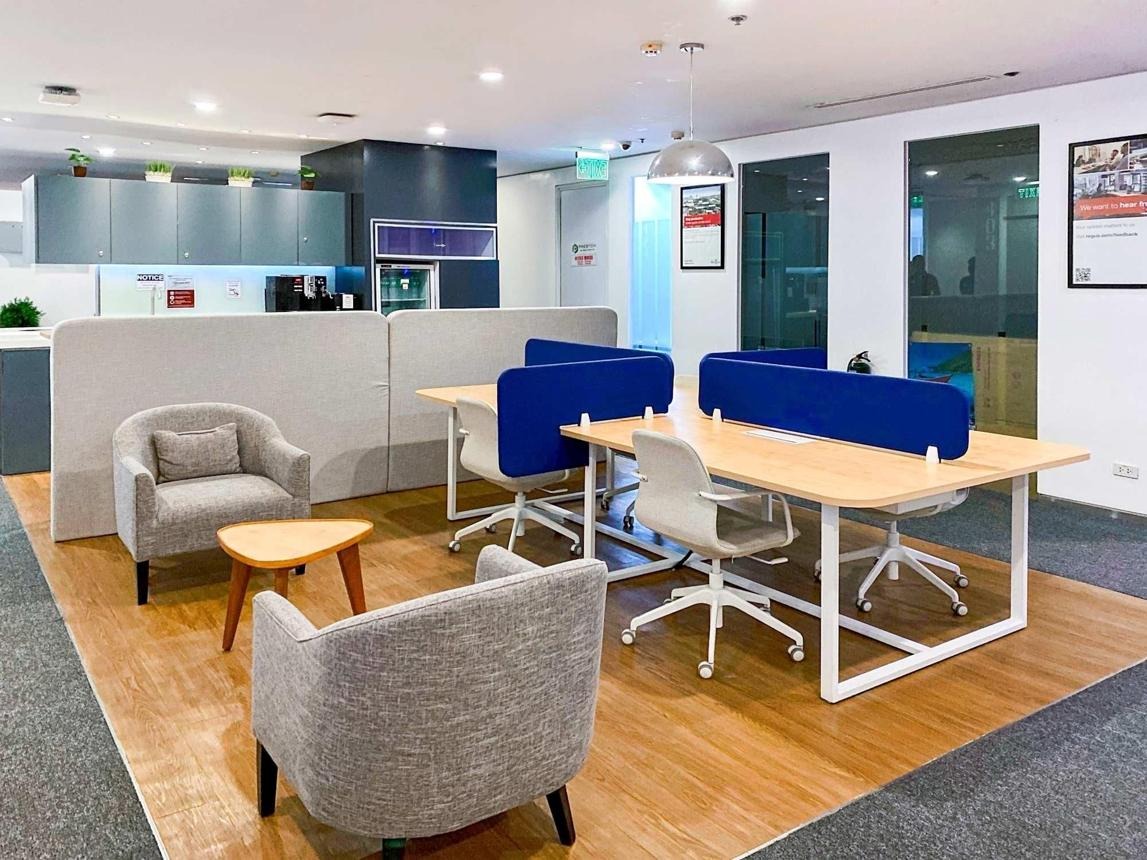 Regus — Topaz Tower Centre workspace view 7
